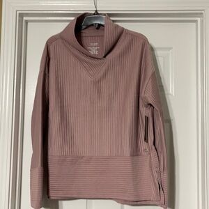 NWT Tahari soft pullover top L